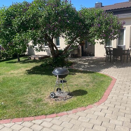 Liisupesa Apartment With Sauna And Garden Pärnu Dış mekan fotoğraf